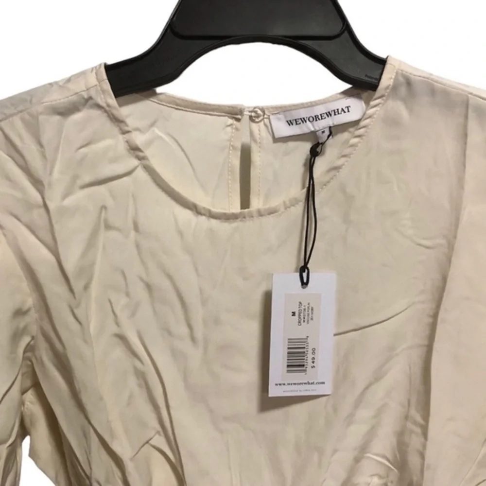Ivory Ruffle Sleeve Crop Top - Picture 7 of 12